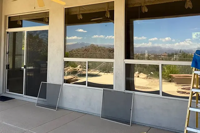 professional window screen cleaning services in Scottsdale.